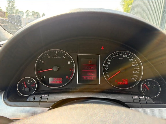 Audi A4 11 of 21