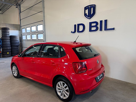 Volkswagen Polo 3 of 5