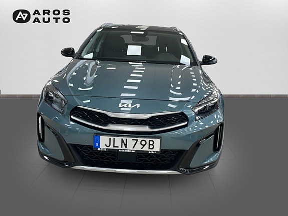 Kia XCeed 2 of 5
