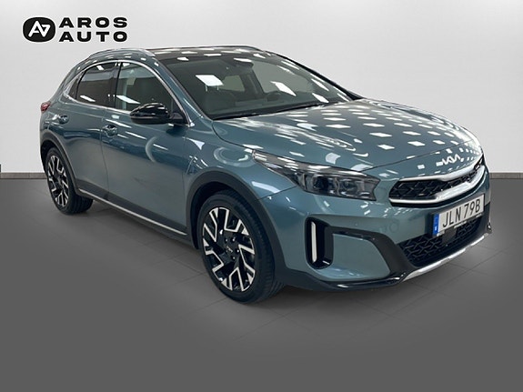 Kia XCeed 3 of 5