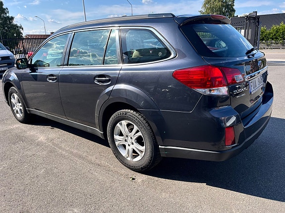 Subaru Outback 5 of 5