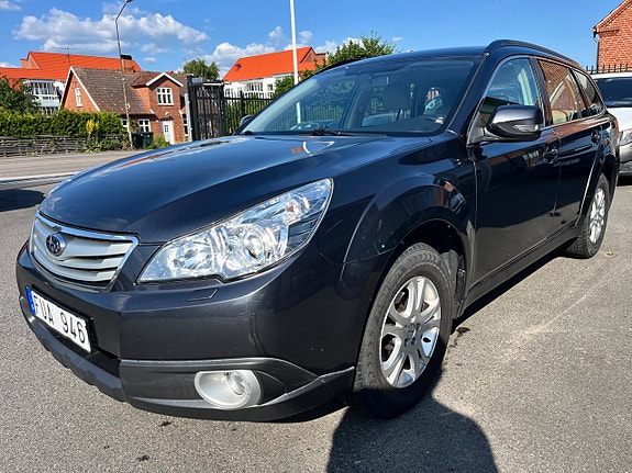 Subaru Outback 3 of 5