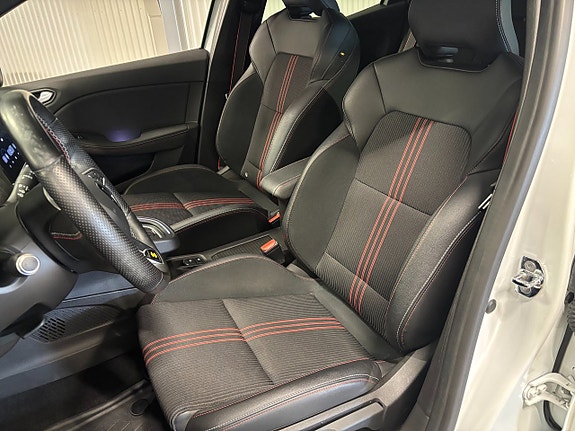 Renault Clio 7 of 11