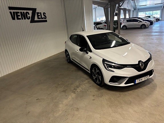 Renault Clio 2 of 11