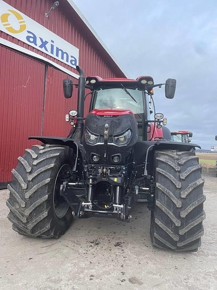 Case IH OPTUM 300 CVX 2 of 5