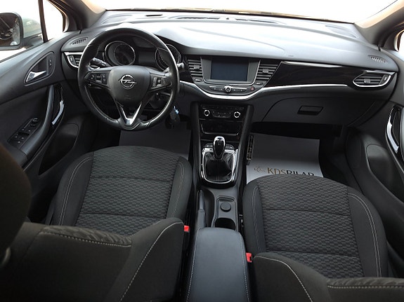 Opel Astra 8 of 11