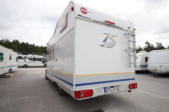 Bürstner T607 3 of 5
