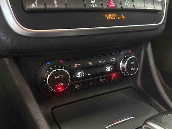 Mercedes-Benz CLA45 11 of 20