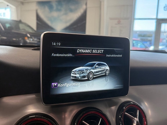 Mercedes-Benz CLA45 14 of 20