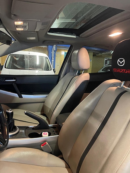 Mazda CX-7 5 of 5