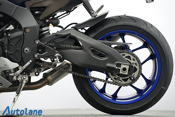 Yamaha YZF-R1 *Akrapovic, Nyservad 15 of 29