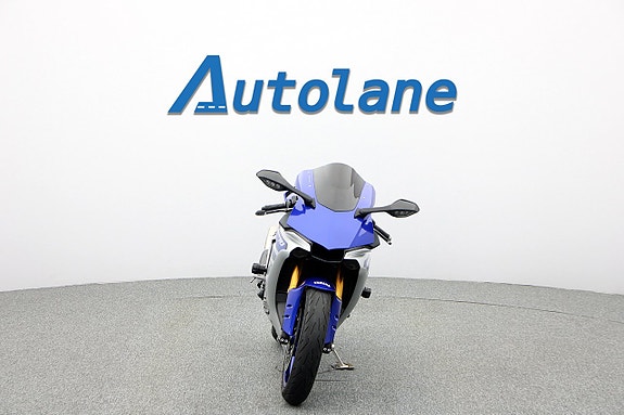 Yamaha YZF-R1 *Akrapovic, Nyservad 7 of 29