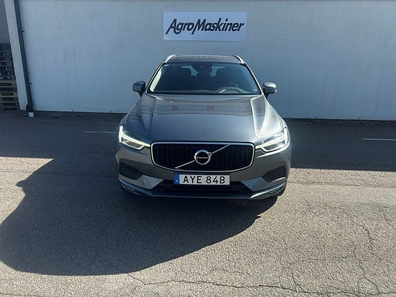 Volvo XC60 2 of 5