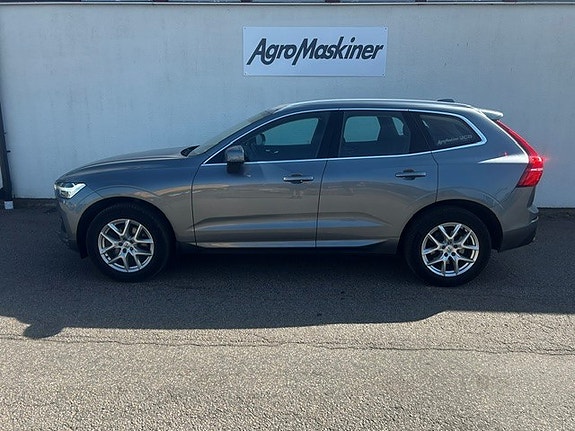 Volvo XC60 3 of 5
