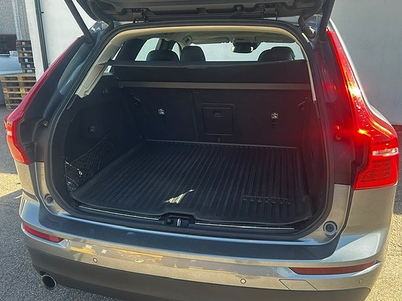 Volvo XC60 5 of 5