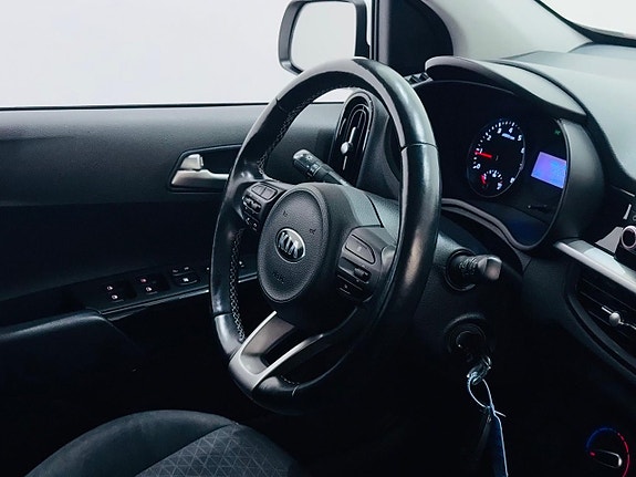 Kia Picanto 4 of 5