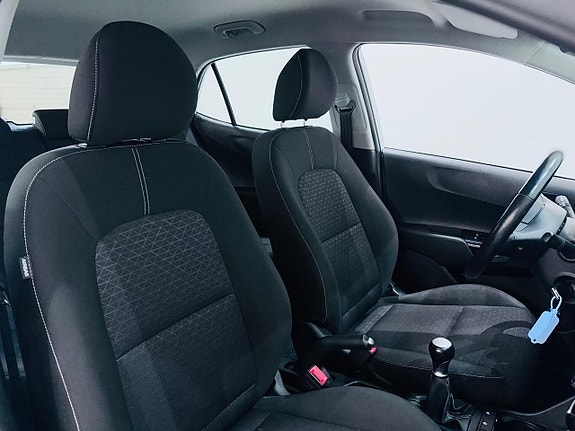 Kia Picanto 7 of 19