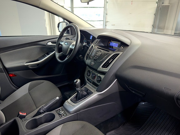 Ford Focus 11 of 13