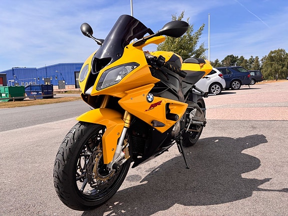 BMW Motorrad S S1000 RR, Fint skick, R&G, Slipon, "Den gula faran" 3 of 11