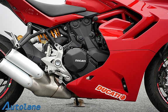 Ducati Supersport 950 S *Öhlins, Nyservad, Nytt Drivpaket 11 of 30