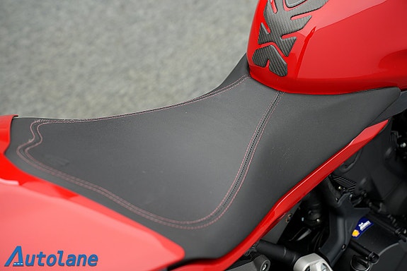 Ducati Supersport 950 S *Öhlins, Nyservad, Nytt Drivpaket 18 of 30