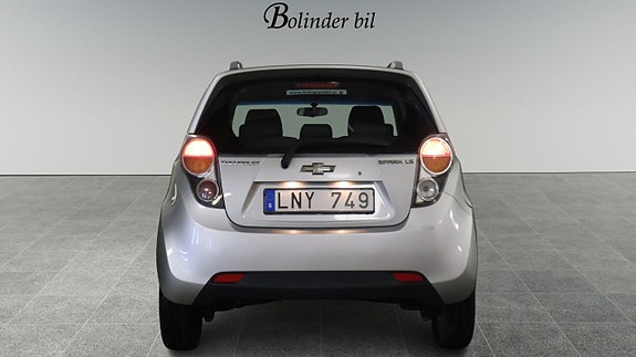 Chevrolet Spark 5 of 5