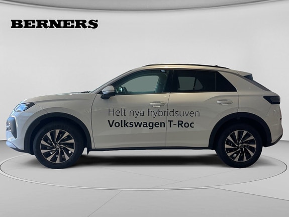 Volkswagen T-Roc 2 of 5