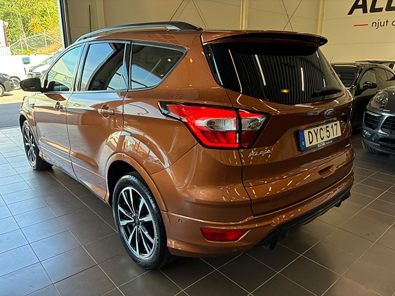 Ford Kuga 4 of 5
