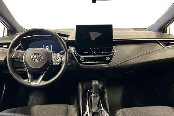 Toyota Corolla 9 of 15