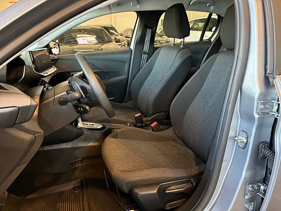 Peugeot 208 10 of 19