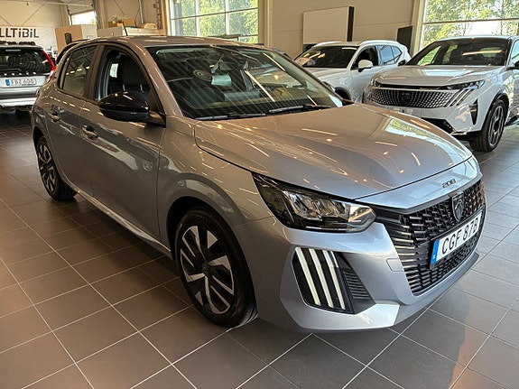 Peugeot 208 8 of 19