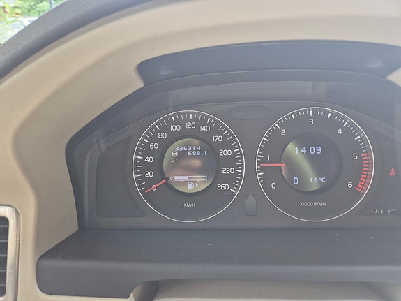 Volvo V70 7 of 7