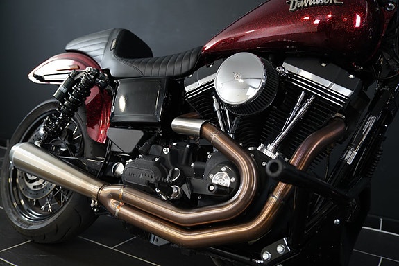Harley-Davidson FXDB Dyna Street Bob Bassani 2-1 Öhlins 9 of 17