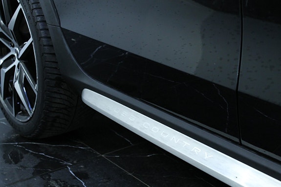 Volvo V60 Cross Country 10 of 20