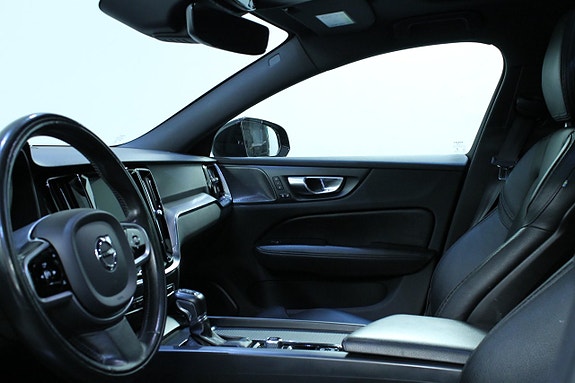 Volvo V60 Cross Country 14 of 20