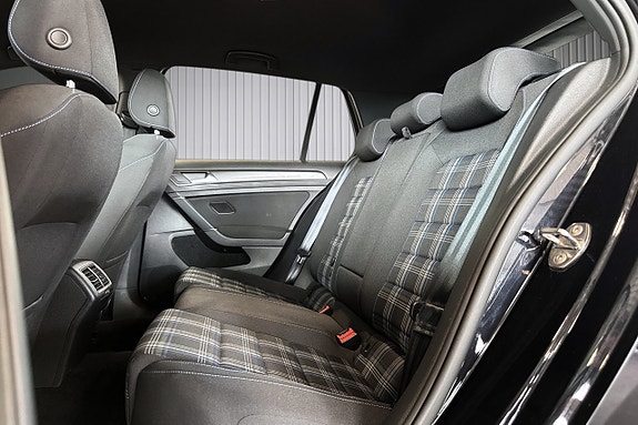 Volkswagen Golf I 10 of 19