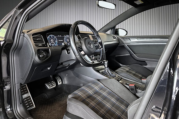 Volkswagen Golf I 9 of 19