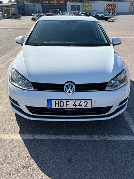 Volkswagen Golf VII 5 of 5