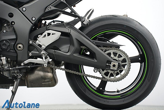 Kawasaki Ninja ZX-10R *Akrapovic, Öhlins, SHOWA 15 of 30