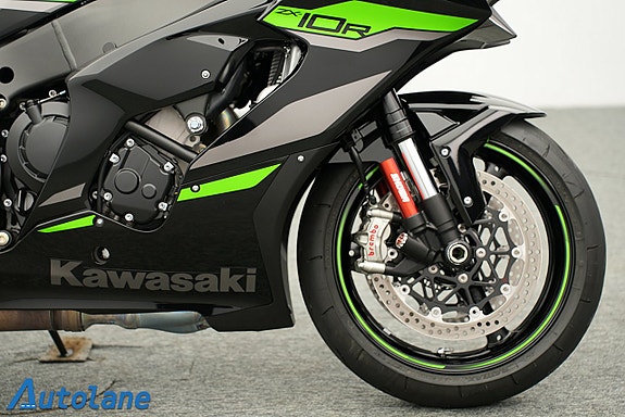 Kawasaki Ninja ZX-10R *Akrapovic, Öhlins, SHOWA 12 of 30