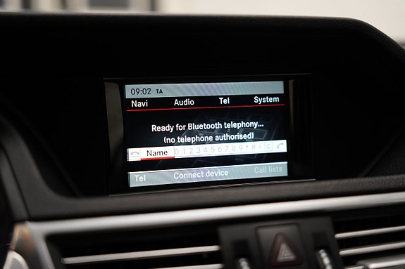 Mercedes-Benz E220 19 of 23