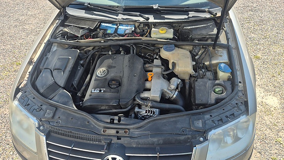 Volkswagen Passat 6 of 7