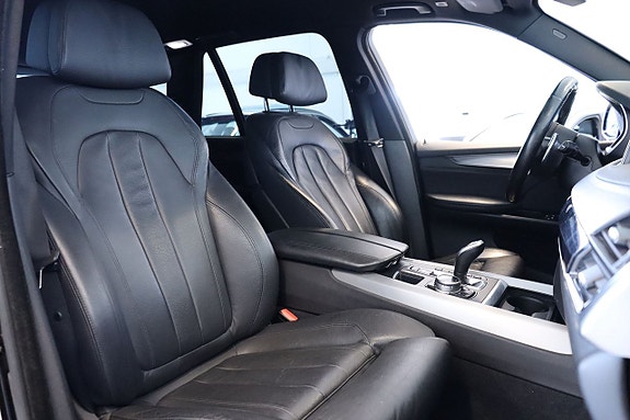BMW X5 11 of 17