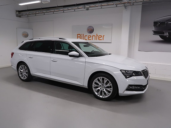Skoda Superb 3 of 5
