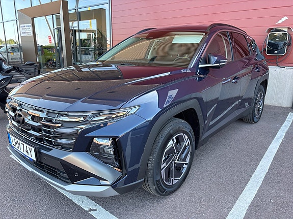 Hyundai Tucson 3 of 3