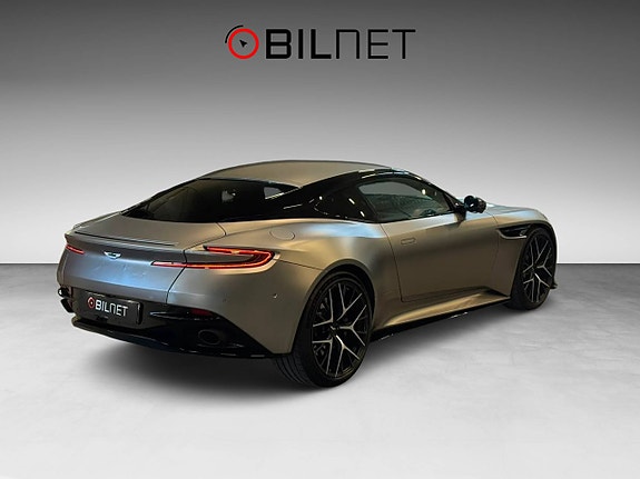 Aston Martin DB12 6 of 30