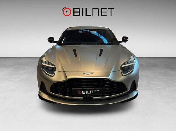 Aston Martin DB12 3 of 5