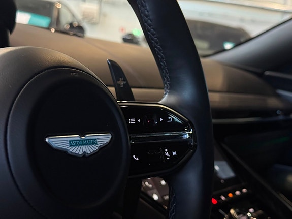 Aston Martin DB12 9 of 30