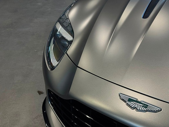Aston Martin DB12 30 of 30