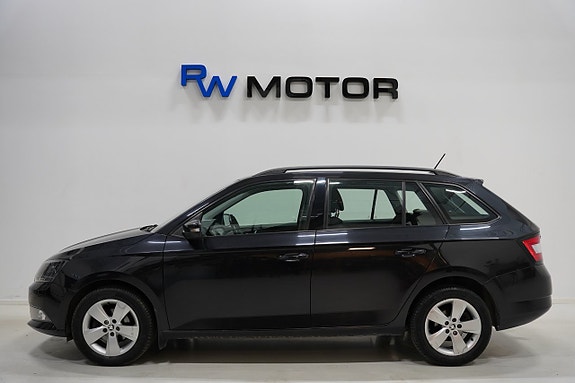 Skoda Fabia 2 of 5